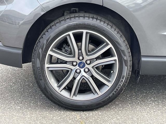 Certified 2020 Ford Edge Titanium FWD image 7