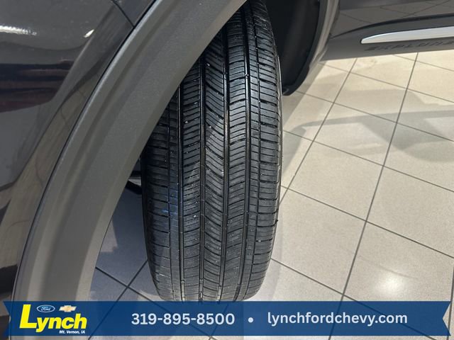 Certified 2025 Ford Explorer Platinum AWD/4WD image 33