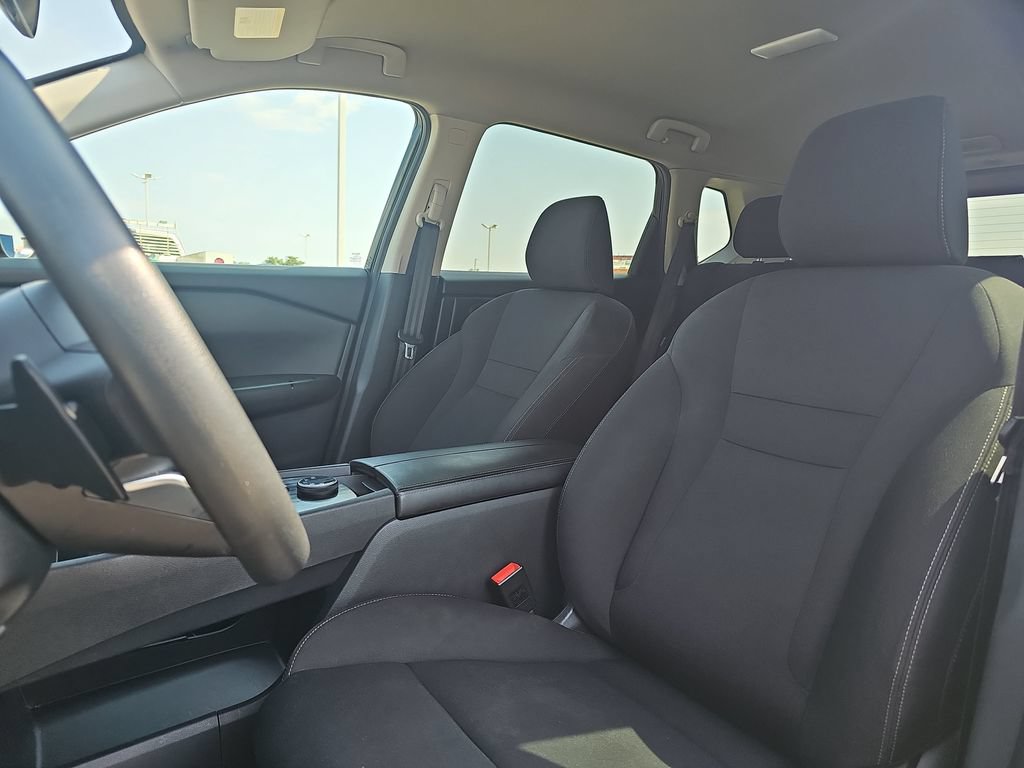 Used 2024 Nissan Rogue S AWD/4WD image 14