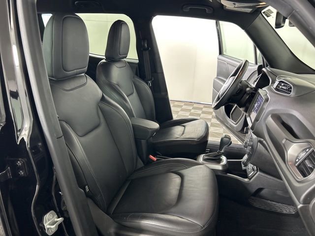 Used 2019 Jeep Renegade Limited w/ Quick Order Package 22P AWD/4WD image 18