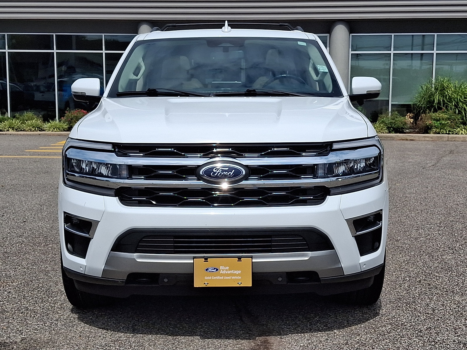 Certified 2023 Ford Expedition Limited AWD/4WD image 3