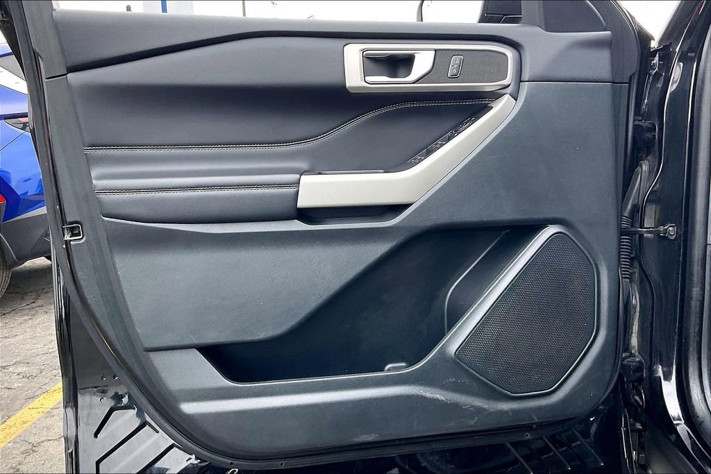 Certified 2024 Ford Explorer XLT w/ Equipment Group 202A image 20