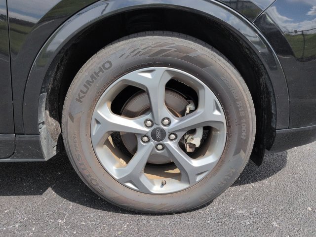 Certified 2024 Ford Escape ST-Line FWD image 11