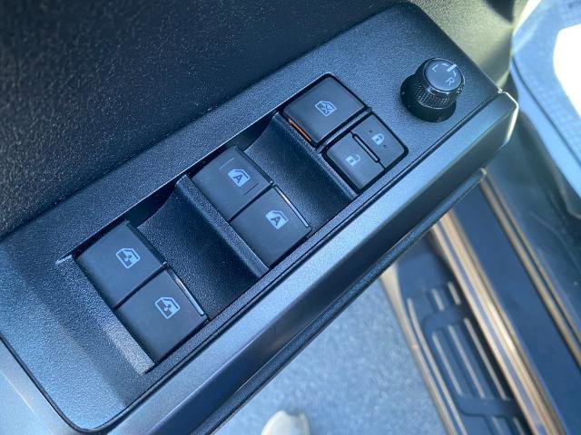 Used 2021 Toyota Tacoma TRD Off-Road image 13