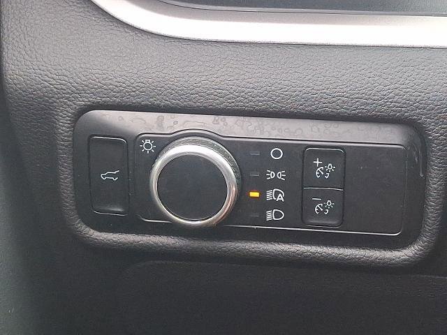 Certified 2023 Ford Explorer XLT image 23