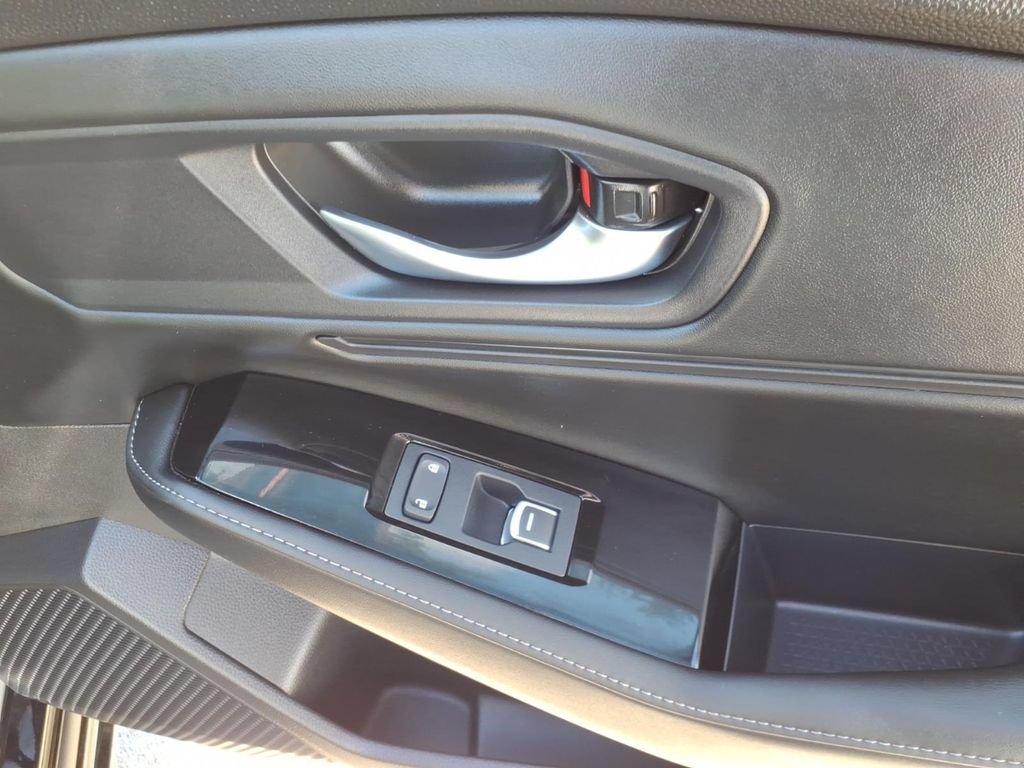 Used 2025 Honda Accord Touring image 7