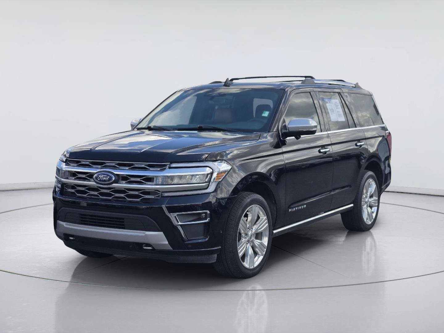 Certified 2024 Ford Expedition Platinum AWD/4WD image 1