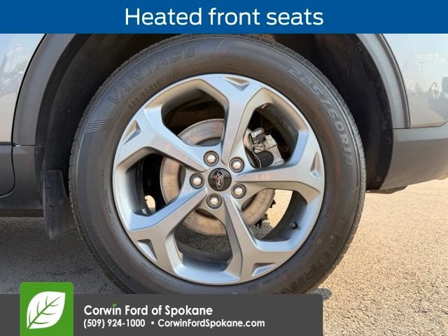 Certified 2025 Ford Escape ST-Line Select AWD/4WD image 10