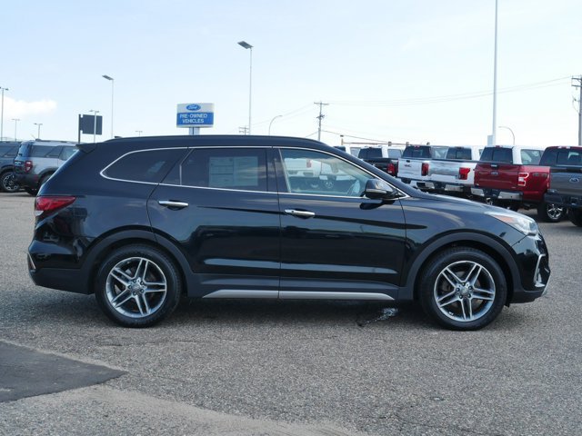 Used 2019 Hyundai Santa Fe XL AWD/4WD image 2