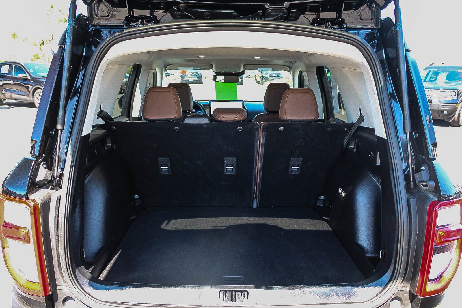 Certified 2025 Ford Bronco Sport Outer Banks w/ Outer Banks Tech Package+ image 28