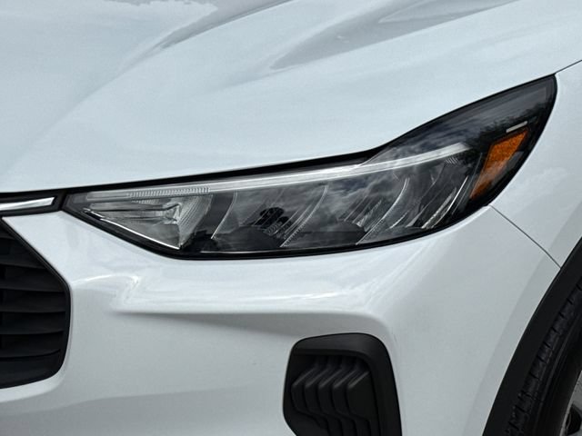 Certified 2025 Ford Escape Active w/ Tech Pack #1 FWD image 4