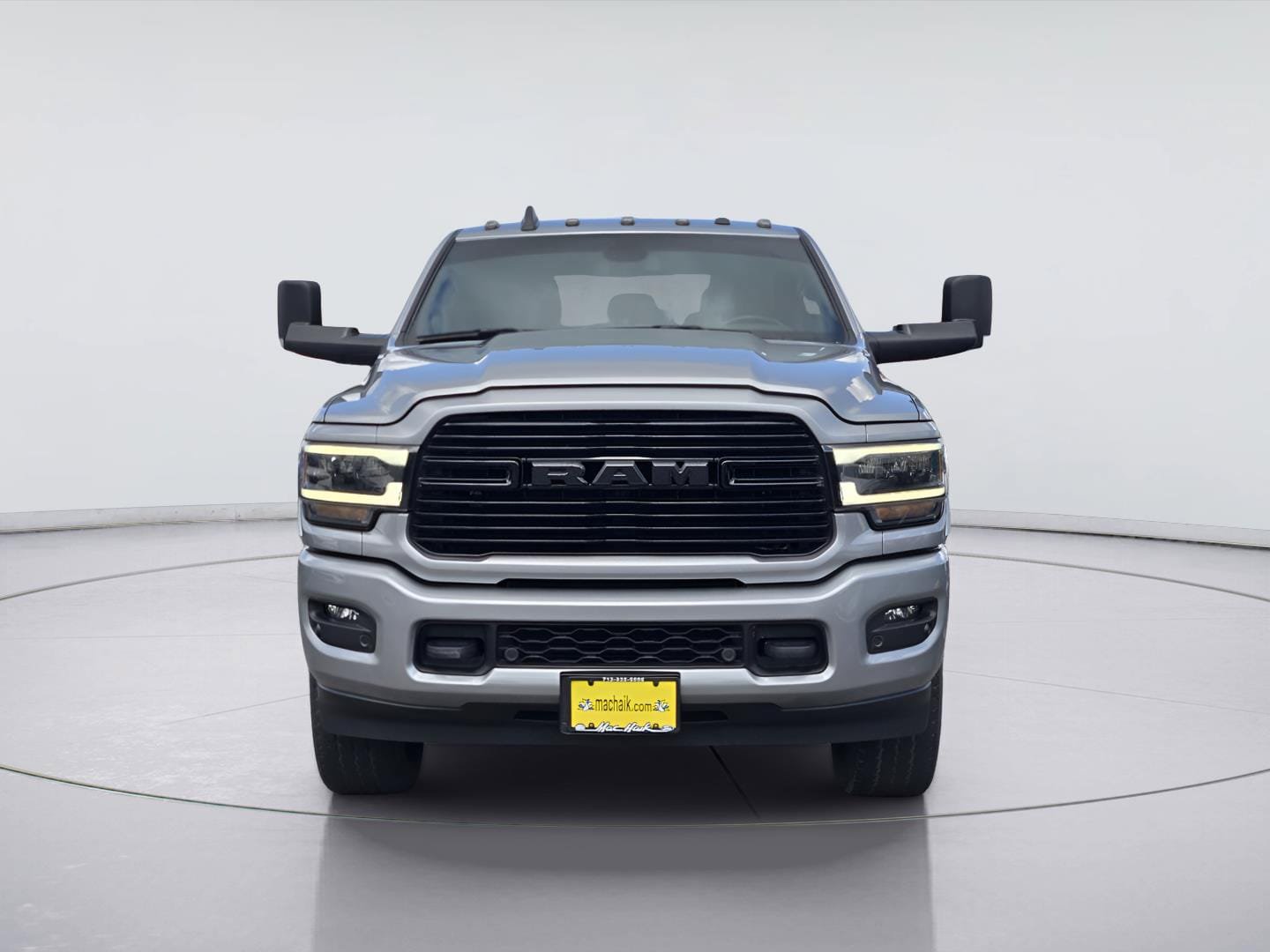 Used 2022 RAM 3500 Laramie AWD/4WD image 2