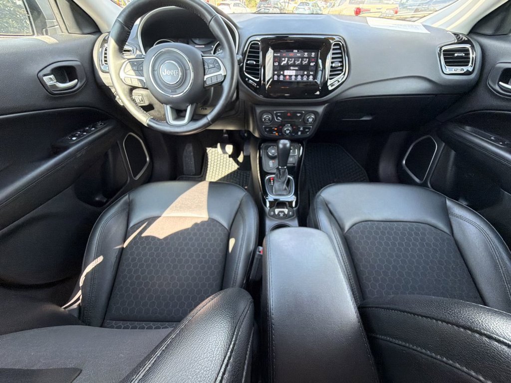 Used 2019 Jeep Compass Latitude AWD/4WD image 23