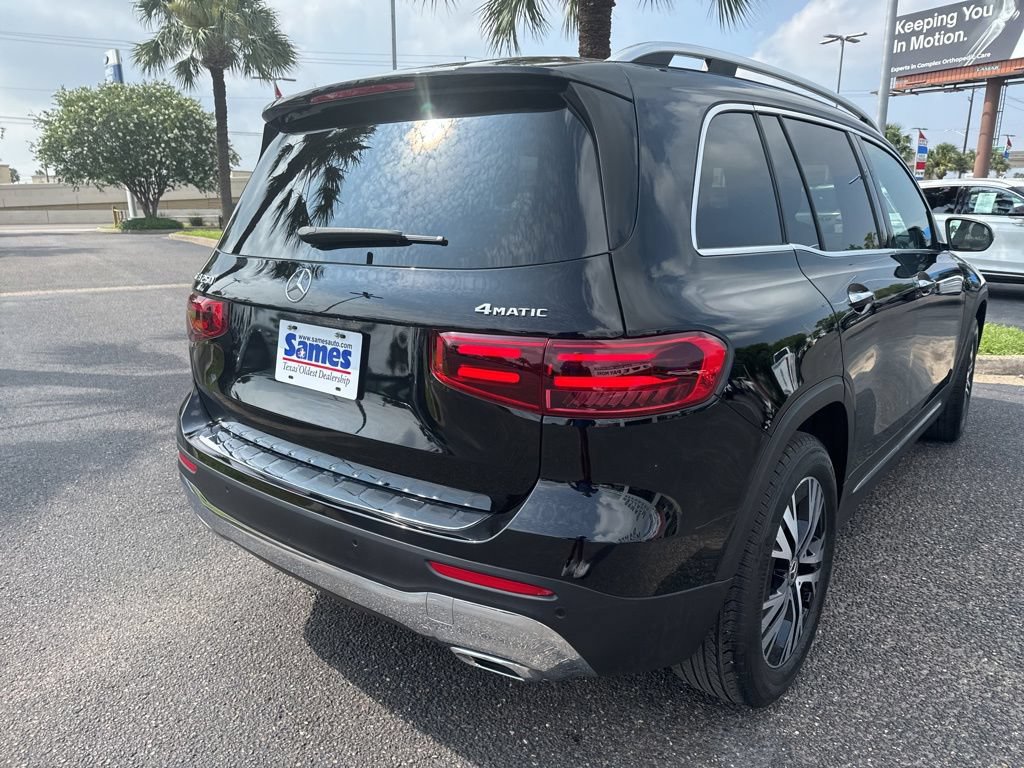 Used 2024 Mercedes-Benz GLB 250 4MATIC image 5
