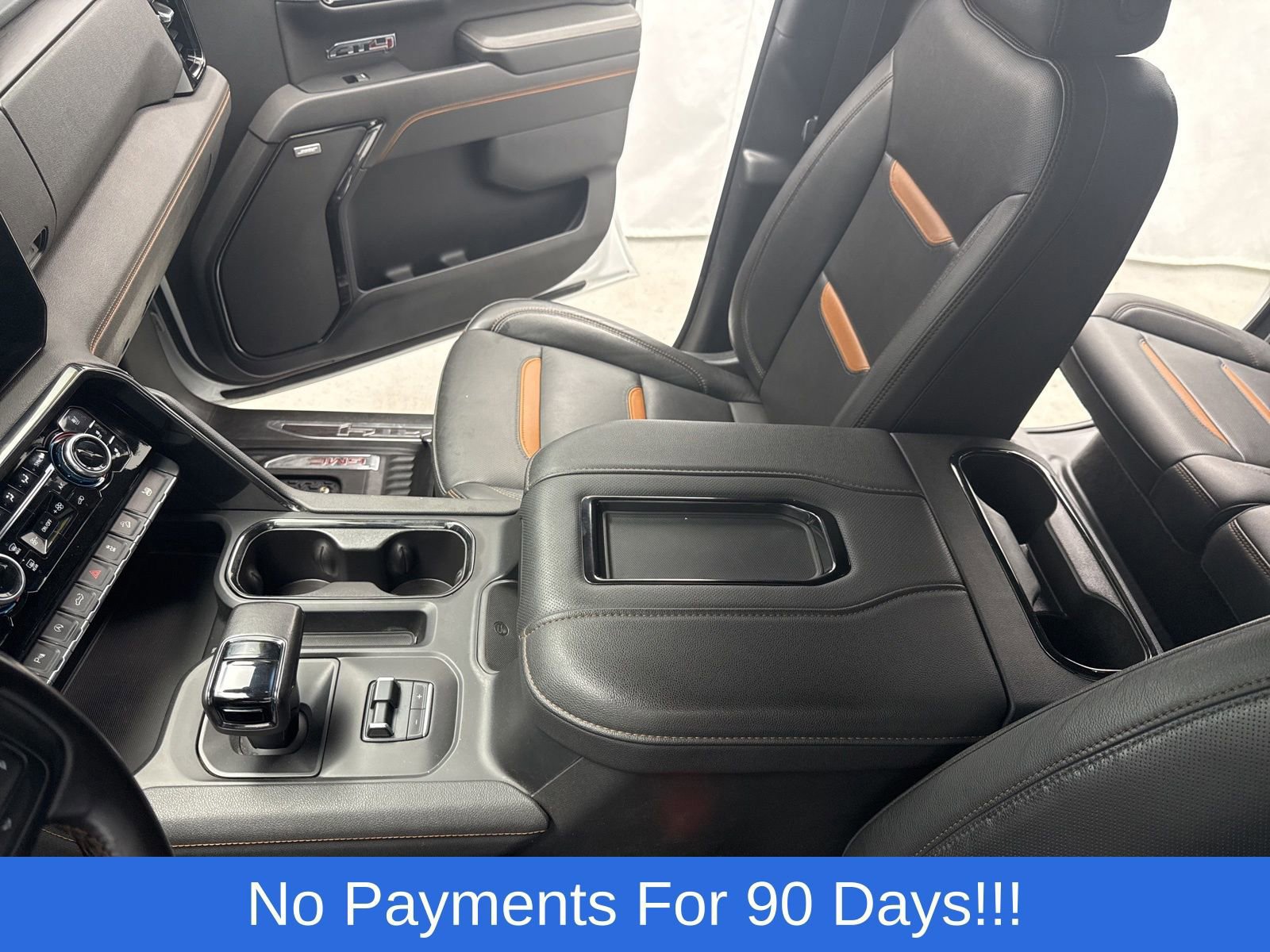 Used 2022 GMC Sierra 1500 AT4 w/ Technology Package AWD/4WD image 23