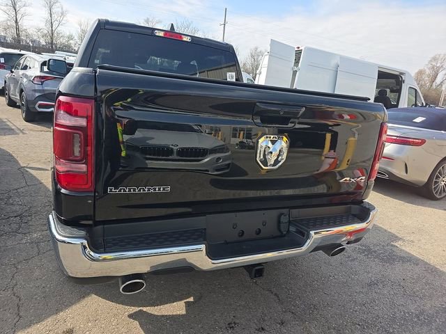 Used 2023 RAM 1500 Laramie AWD/4WD image 7