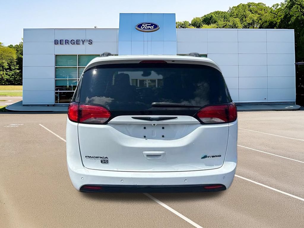 Used 2020 Chrysler Pacifica Limited FWD image 9