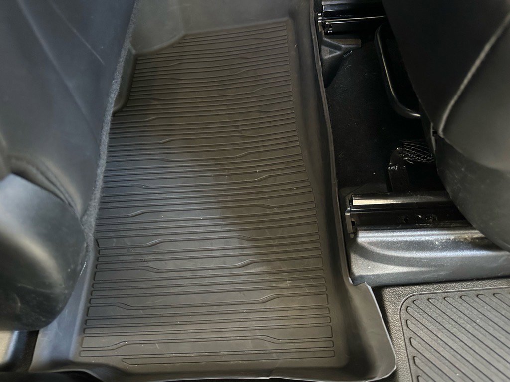 Certified 2024 Ford Explorer XLT w/ Equipment Group 202A image 28