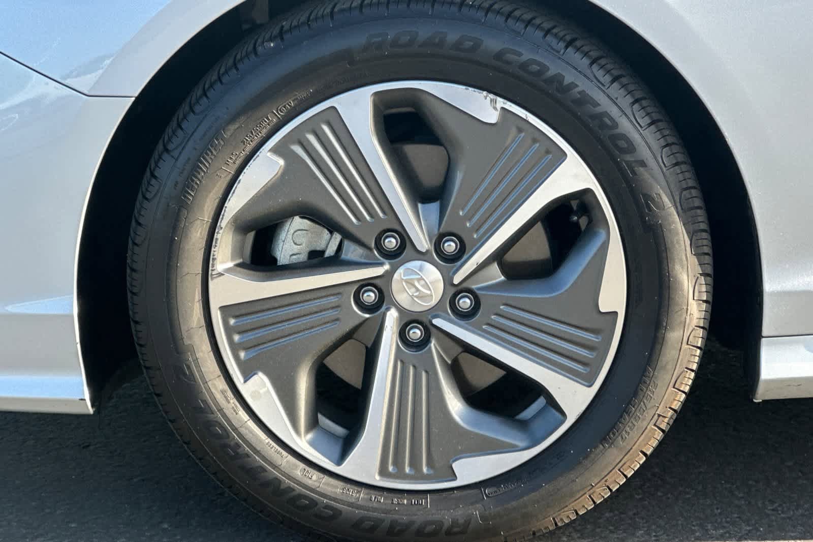 Used 2018 Hyundai Sonata Limited w/ Ultimate Package 02 FWD image 26