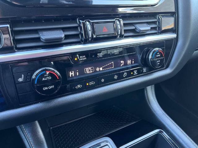 Used 2023 Nissan Pathfinder SV w/ SV Premium Package AWD/4WD image 33