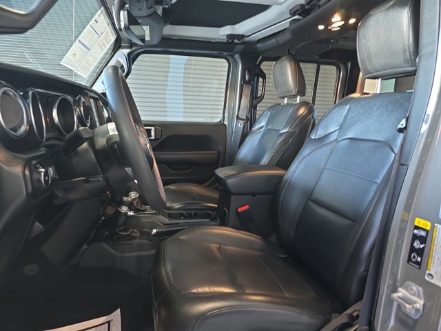 Used 2023 Jeep Wrangler Altitude image 5