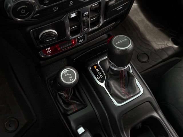Used 2022 Jeep Gladiator Rubicon w/ LED Lighting Group AWD/4WD image 36