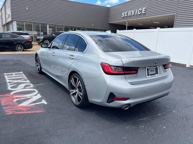 Used 2021 BMW 330i Sedan w/ Premium Package RWD image 5