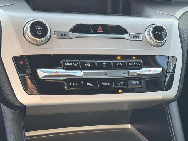 Certified 2023 Ford Explorer XLT image 16