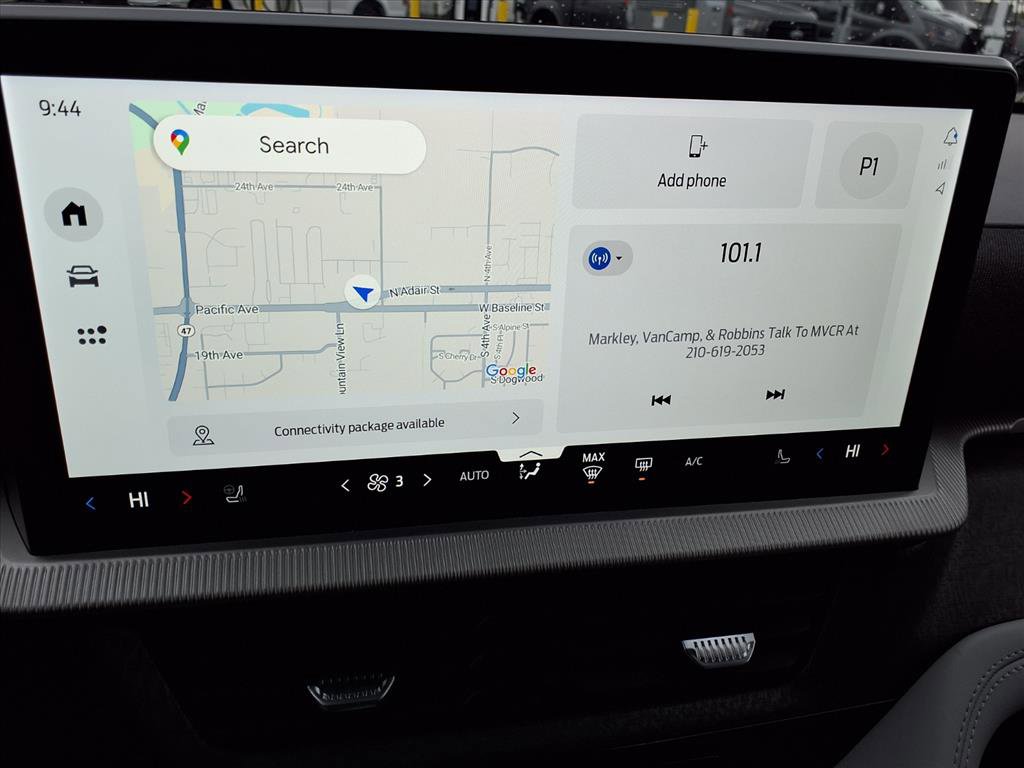 Certified 2025 Ford Explorer Platinum w/ Ultimate Package image 18