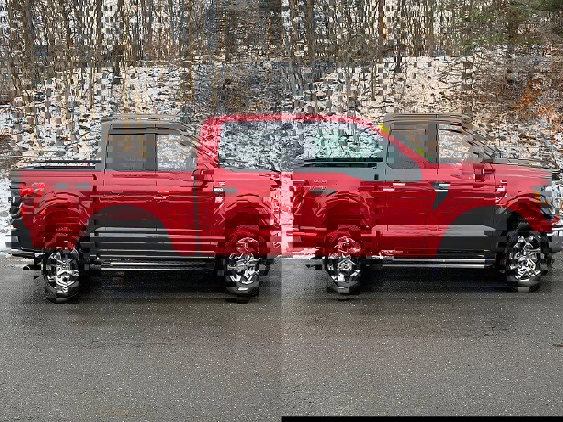 Certified 2022 Ford F150 XLT w/ Equipment Group 302A High image 6