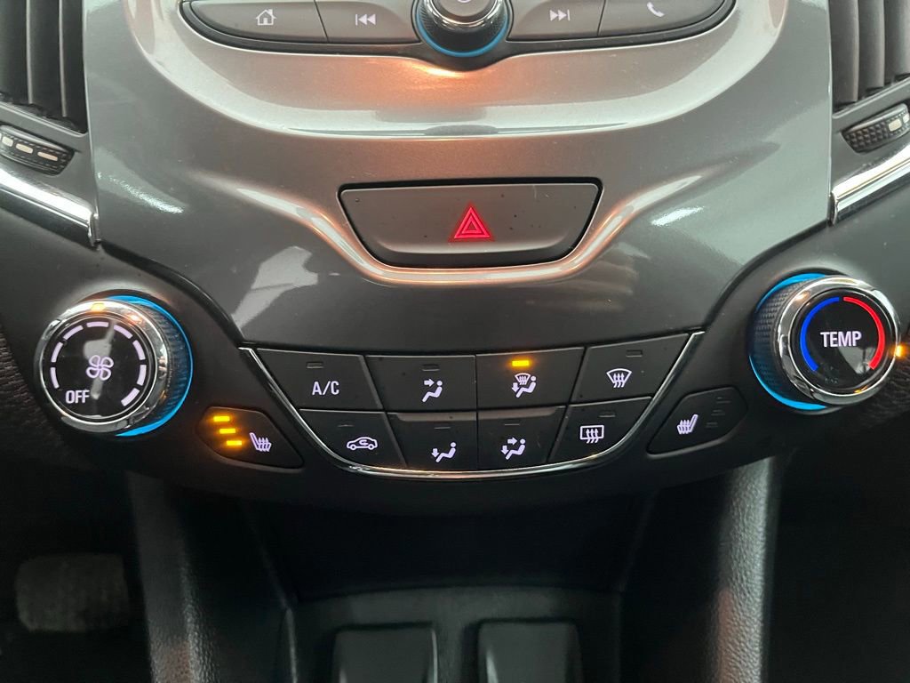 Used 2018 Chevrolet Cruze LT w/ Convenience Package image 13