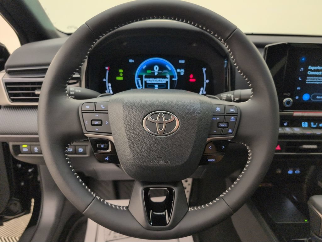 Used 2026 Toyota Camry SE w/ Convenience Package FWD image 34