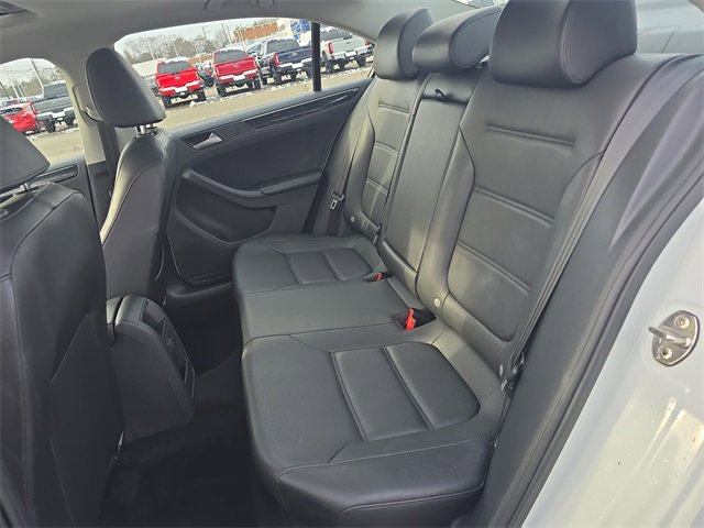 Used 2017 Volkswagen Jetta SEL image 23