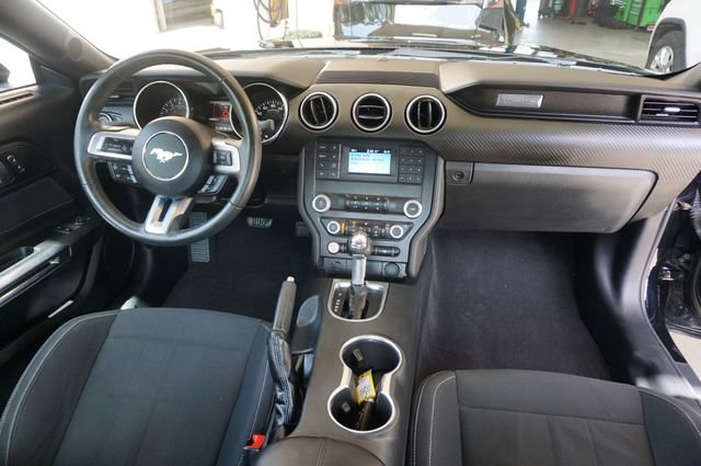 Certified 2021 Ford Mustang Coupe RWD image 6