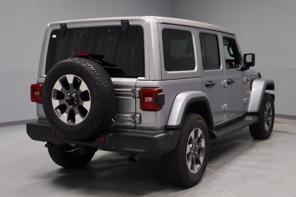 Used 2020 Jeep Wrangler Unlimited Sahara AWD/4WD image 12
