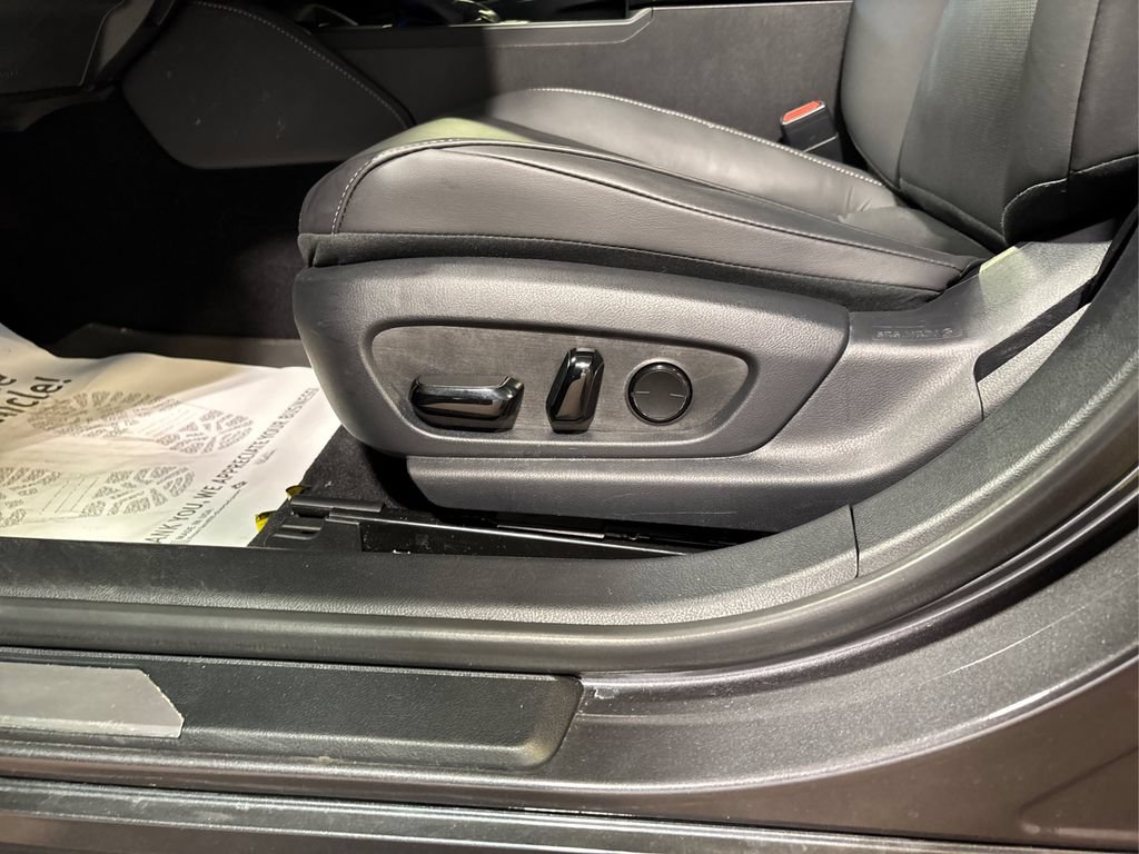 Used 2023 Lexus ES 350 w/ Premium Package FWD image 30
