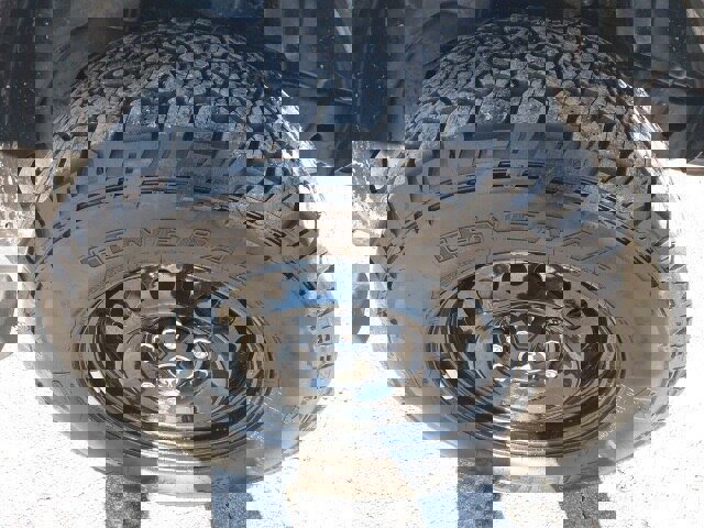 Certified 2023 Ford Bronco Black Diamond image 13