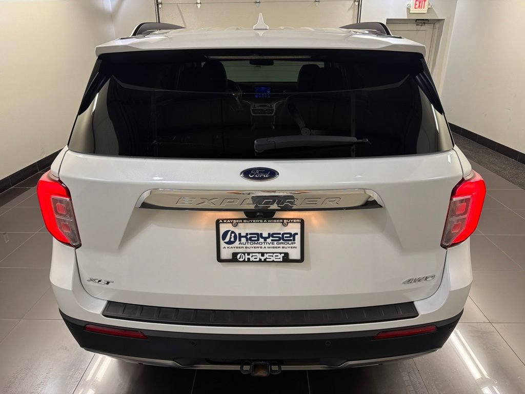 Certified 2024 Ford Explorer XLT w/ Equipment Group 202A AWD/4WD image 5