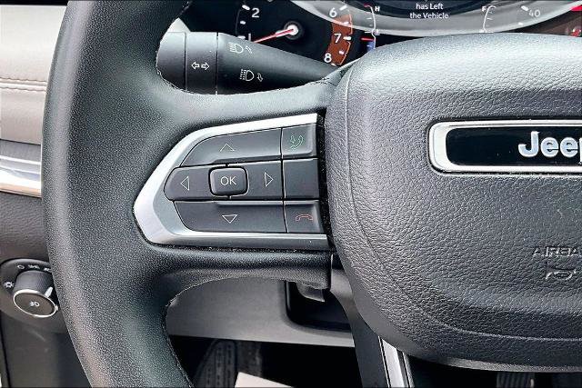 Used 2023 Jeep Compass Limited AWD/4WD image 17