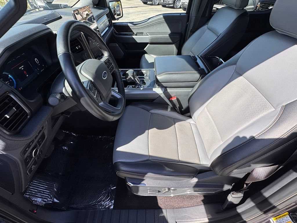 Certified 2022 Ford F150 Lightning Lariat w/ Tow Technology Package AWD/4WD image 17