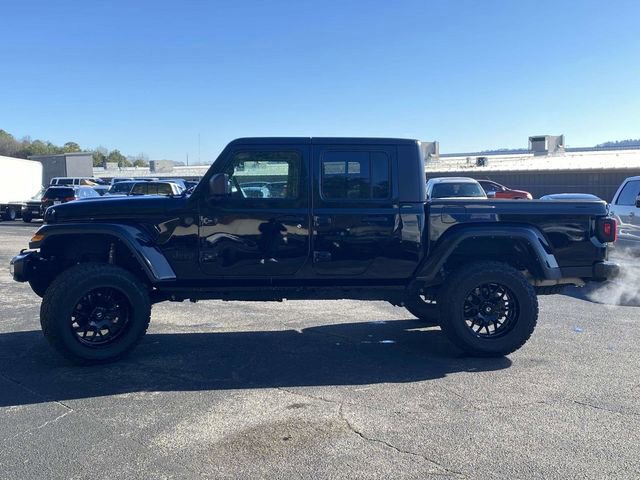 Used 2023 Jeep Gladiator Sport image 2