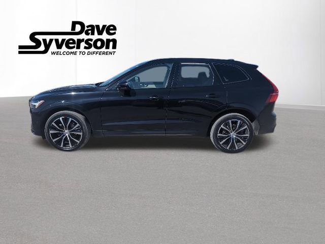 Used 2023 Volvo XC60 B5 Plus image 3