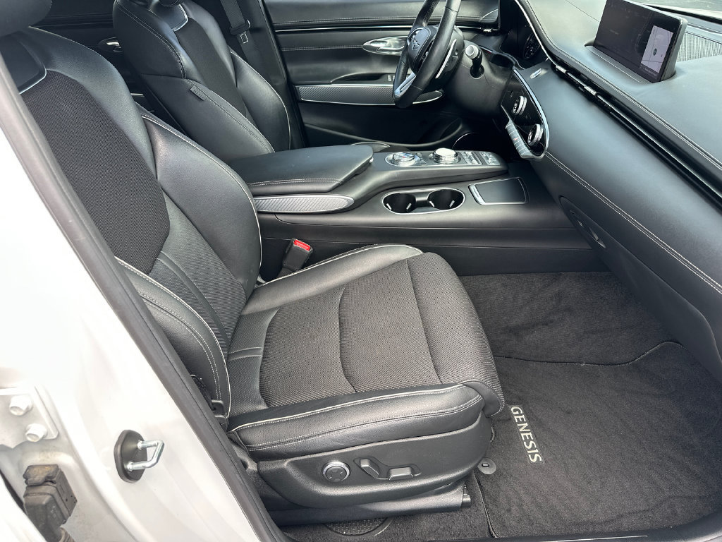 Used 2022 Genesis GV70 2.5T w/ Sport Prestige Package AWD/4WD image 13