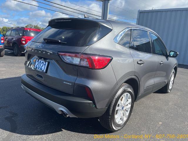 Certified 2021 Ford Escape SE w/ Cold Weather Package image 2