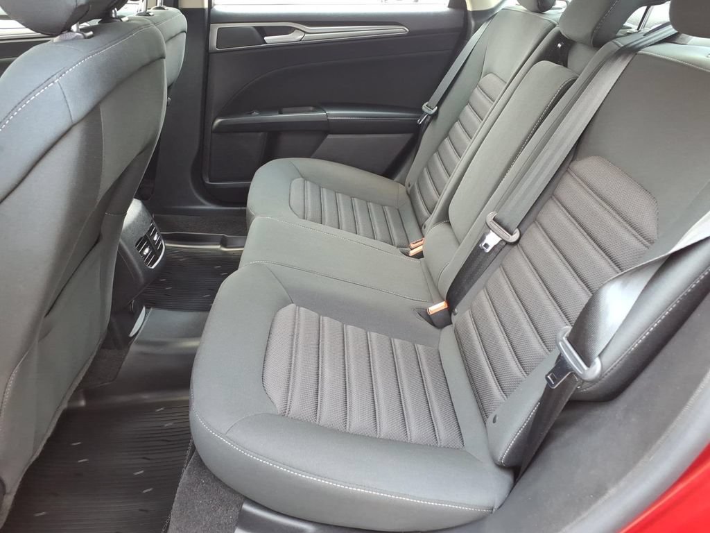 Certified 2019 Ford Fusion SE AWD/4WD image 21