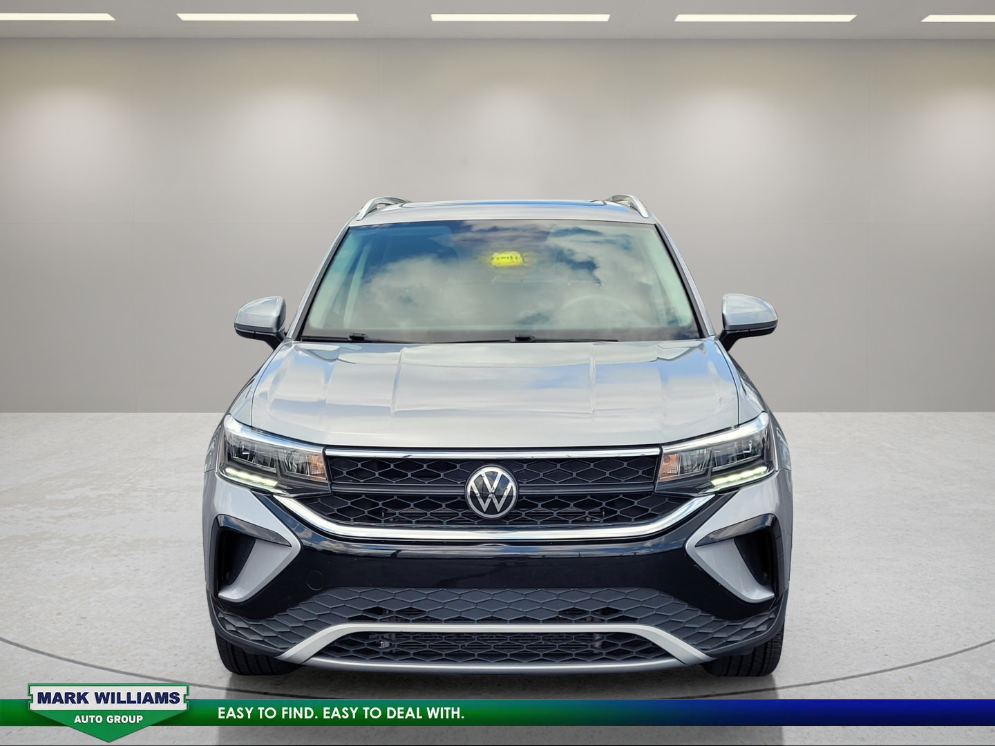 Used 2022 Volkswagen Taos SE FWD image 9