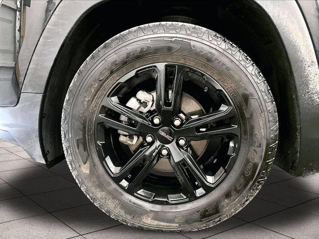 Used 2023 GMC Terrain AT4 AWD/4WD image 8