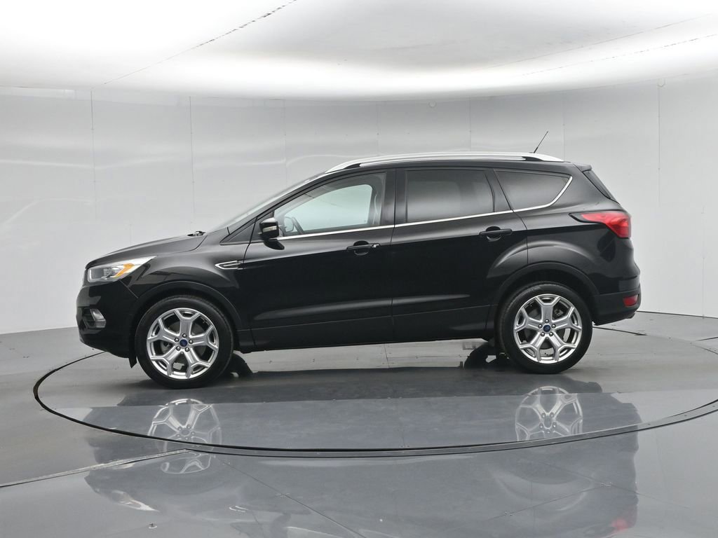 Certified 2019 Ford Escape Titanium FWD image 25