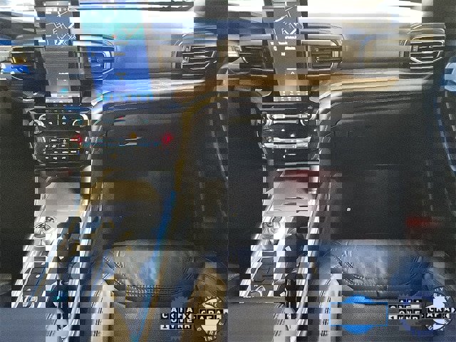 Certified 2022 Ford Explorer Platinum w/ Equipment Group 601A image 10