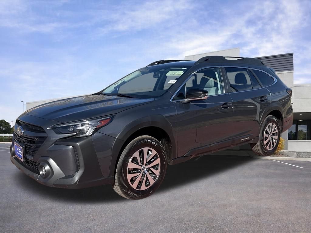 Used 2023 Subaru Outback Premium AWD/4WD image 3